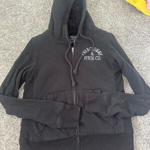ABERCROMBIE AND FINCH ZIP UP